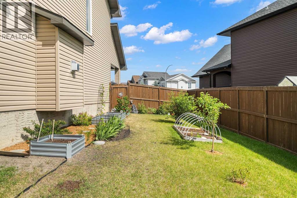 653 West Highland Crescent, Carstairs, Alberta  T0M 0N0 - Photo 27 - A2239470