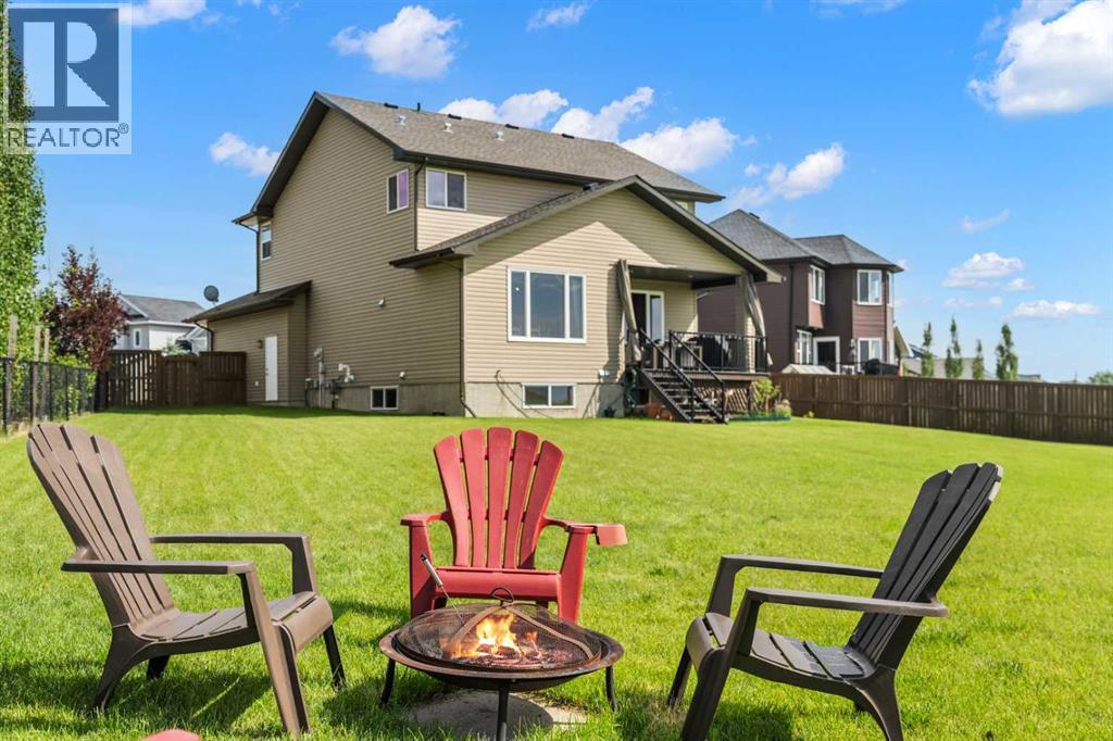 653 West Highland Crescent, Carstairs, Alberta  T0M 0N0 - Photo 4 - A2239470