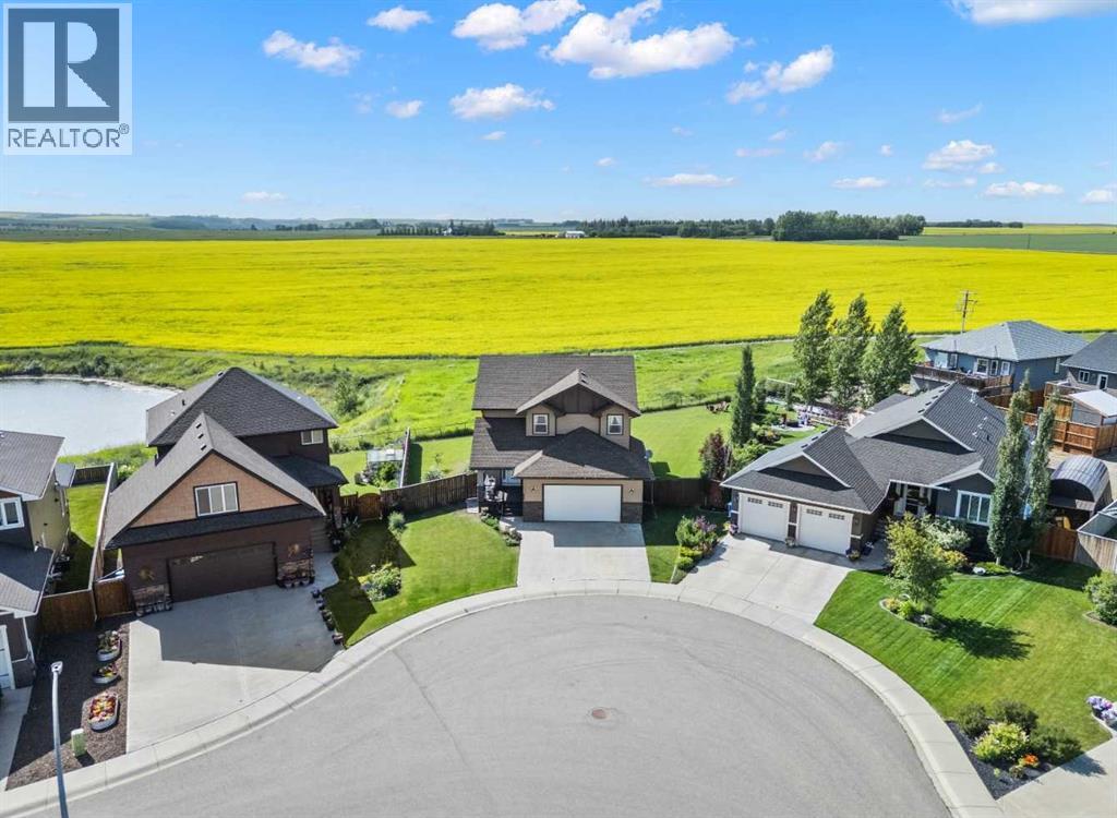 653 West Highland Crescent, Carstairs, Alberta  T0M 0N0 - Photo 2 - A2239470