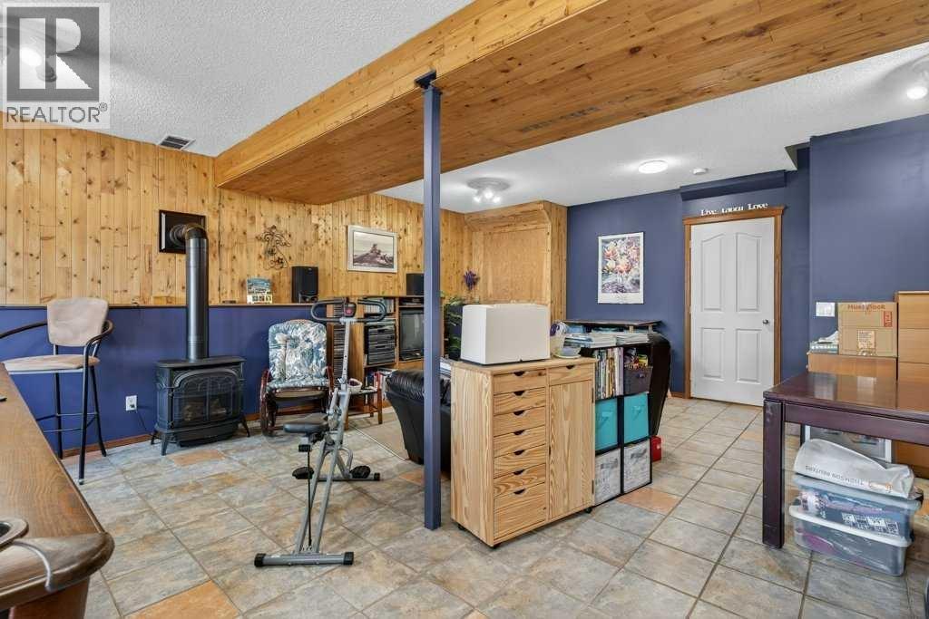 136 Hidden Hills Place Nw, Calgary, Alberta  T3A 6E2 - Photo 28 - A2254357