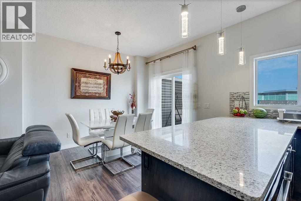 665 Hillcrest Road Sw, Airdrie, Alberta  T4B 4C7 - Photo 10 - A2257131