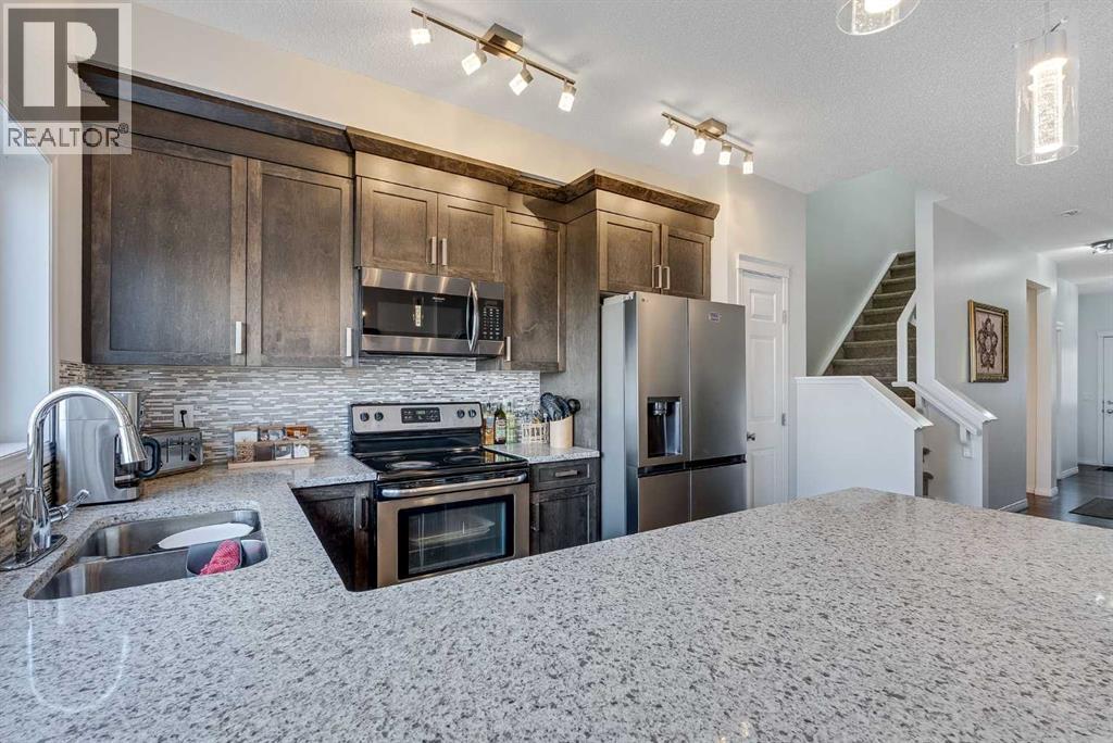 665 Hillcrest Road Sw, Airdrie, Alberta  T4B 4C7 - Photo 8 - A2257131