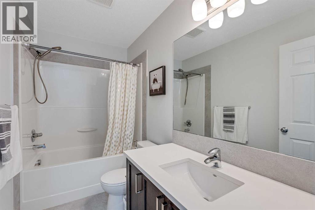 665 Hillcrest Road Sw, Airdrie, Alberta  T4B 4C7 - Photo 22 - A2257131