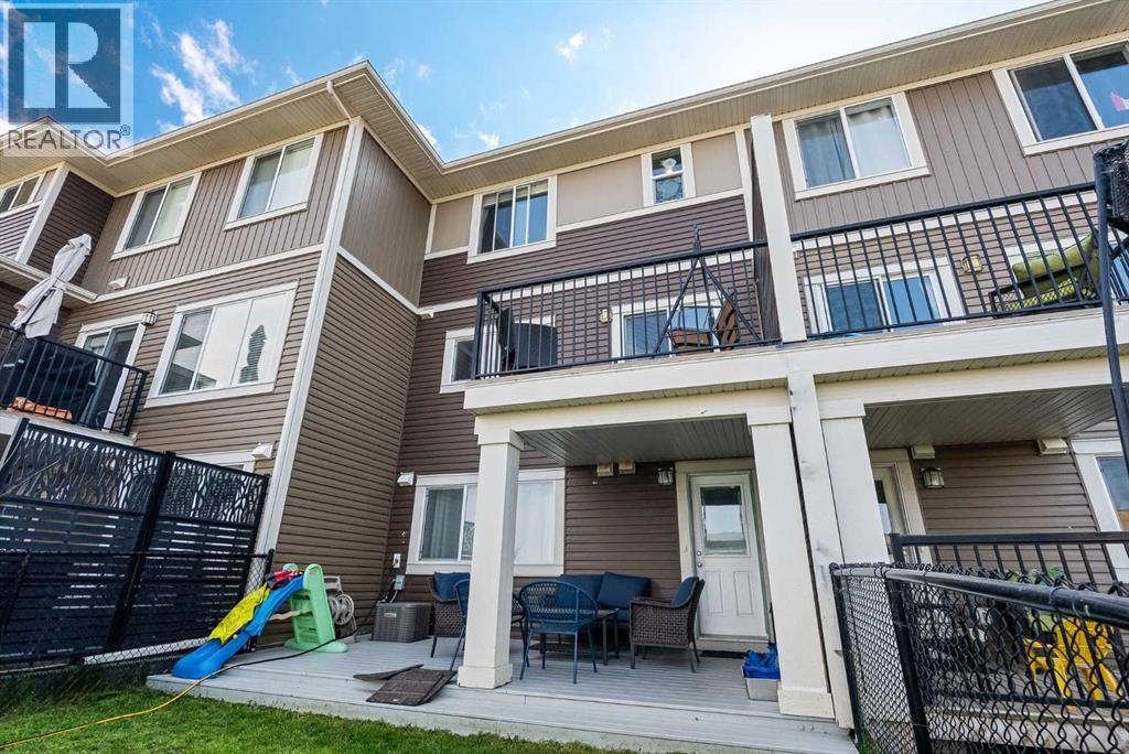 665 Hillcrest Road Sw, Airdrie, Alberta  T4B 4C7 - Photo 33 - A2257131