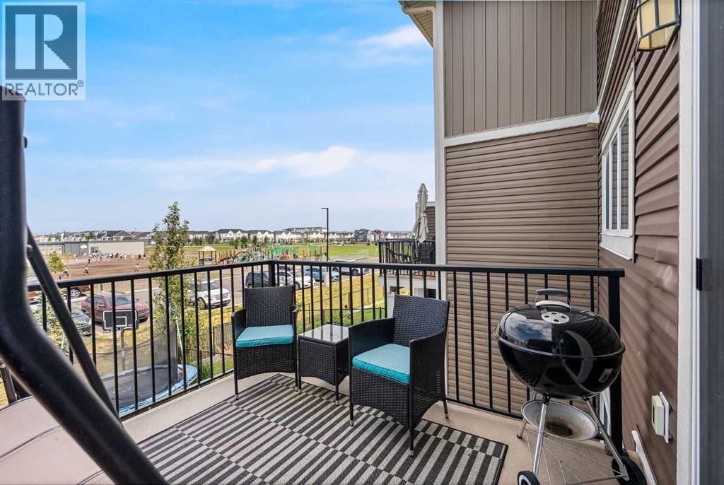 665 Hillcrest Road Sw, Airdrie, Alberta  T4B 4C7 - Photo 28 - A2257131