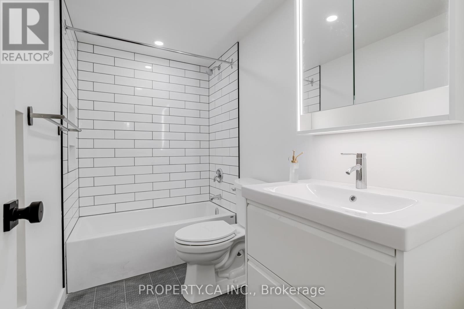 Basement - 372 Saint Clarens Avenue, Toronto, Ontario  M6H 3W3 - Photo 14 - C12435441