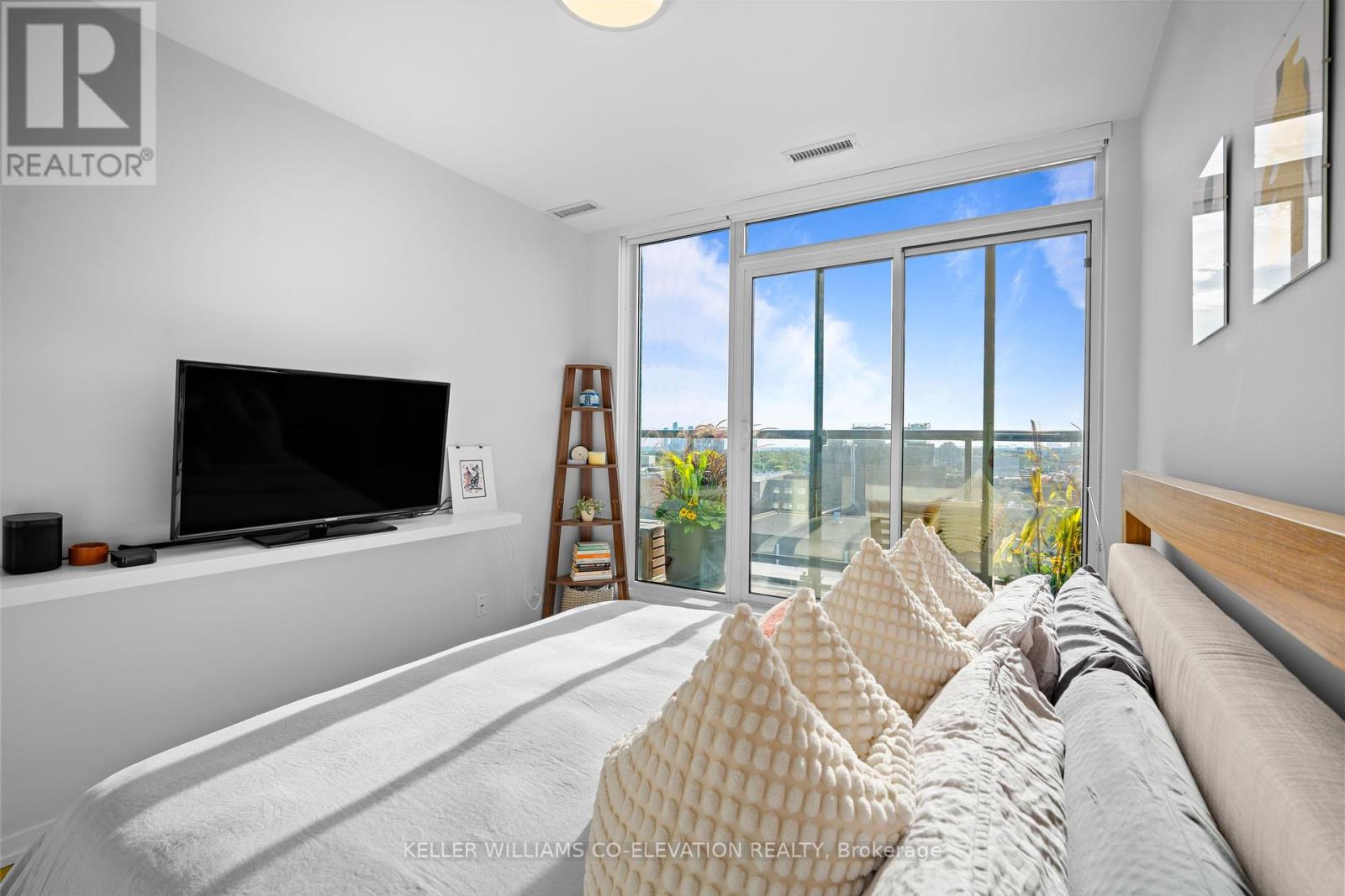 Ph7 - 138 St Helens Avenue, Toronto, Ontario  M6H 0B8 - Photo 20 - C12435447