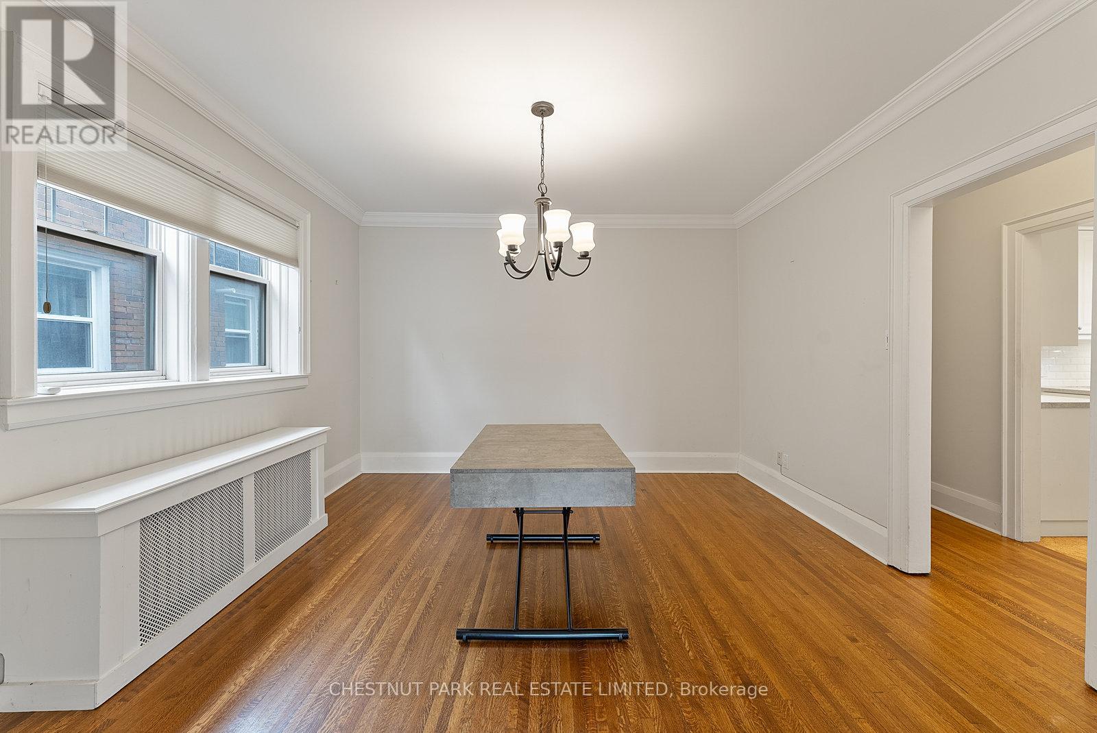 Upper - 472 Oriole Parkway, Toronto, Ontario  M5P 2H8 - Photo 5 - C12435470