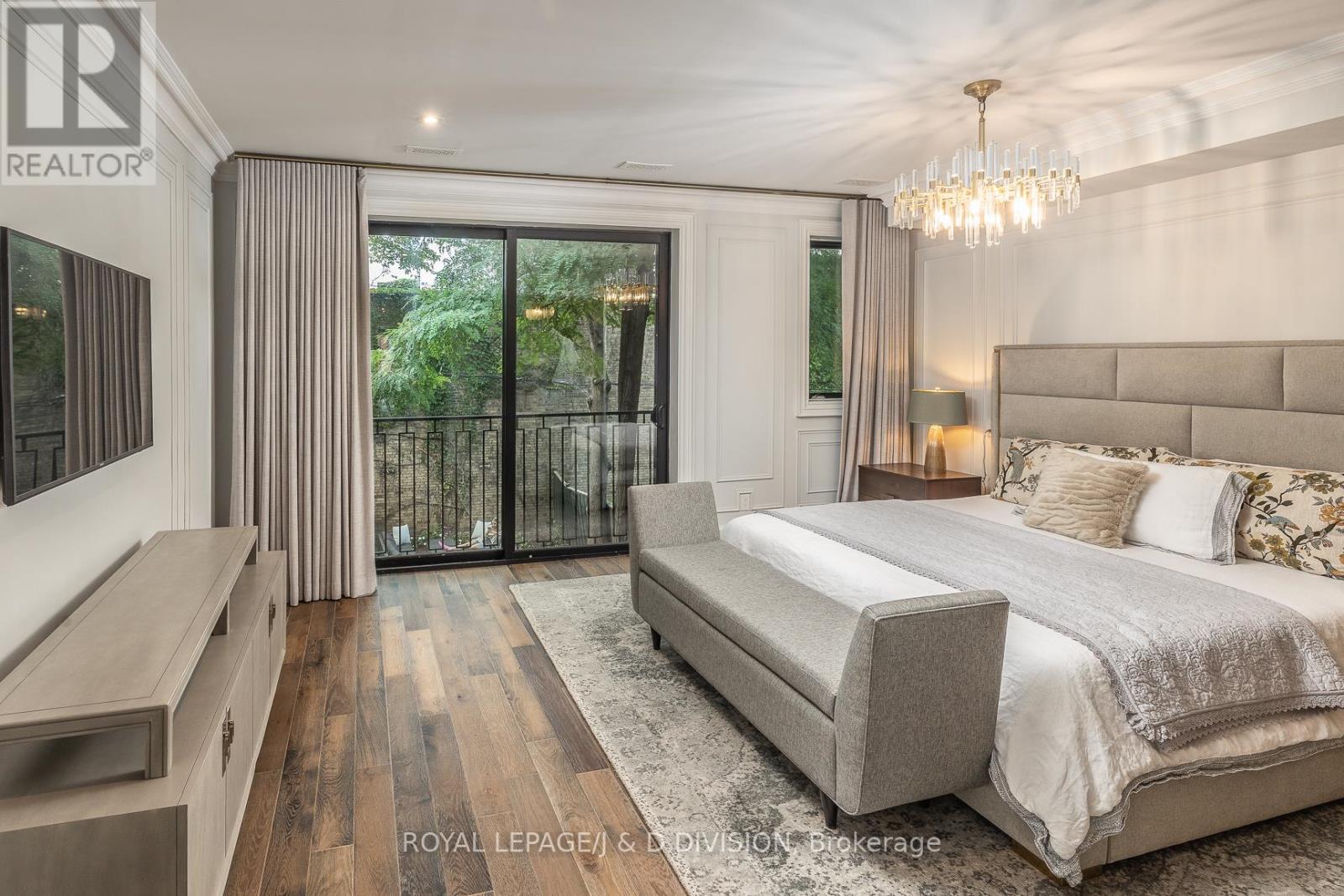 40 Bernard Avenue, Toronto, Ontario  M5R 1R2 - Photo 20 - C12435486