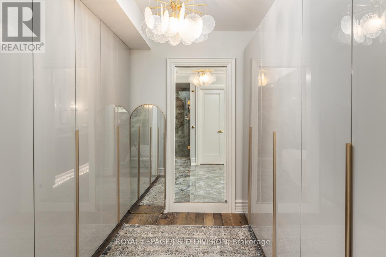 40 Bernard Avenue, Toronto, Ontario  M5R 1R2 - Photo 22 - C12435486