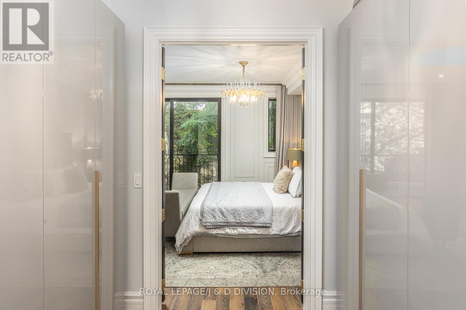 40 Bernard Avenue, Toronto, Ontario  M5R 1R2 - Photo 23 - C12435486