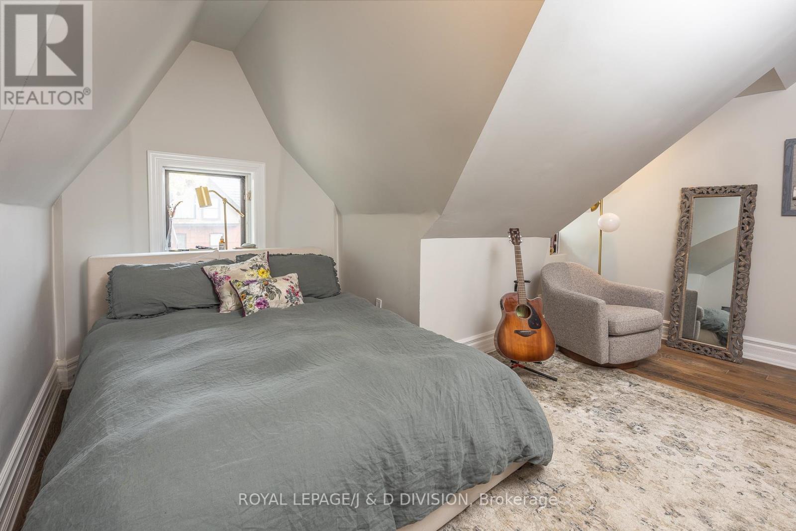 40 Bernard Avenue, Toronto, Ontario  M5R 1R2 - Photo 29 - C12435486