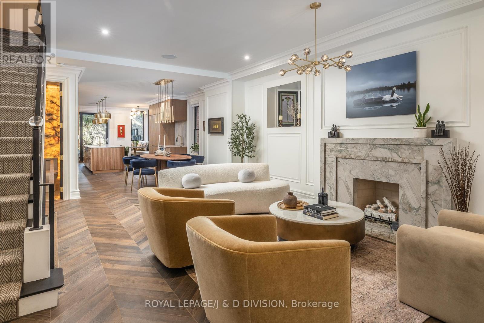 40 Bernard Avenue, Toronto, Ontario  M5R 1R2 - Photo 3 - C12435486