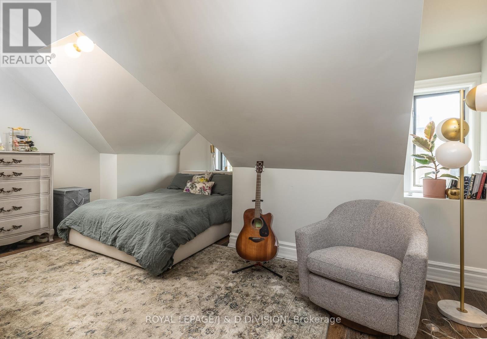 40 Bernard Avenue, Toronto, Ontario  M5R 1R2 - Photo 30 - C12435486