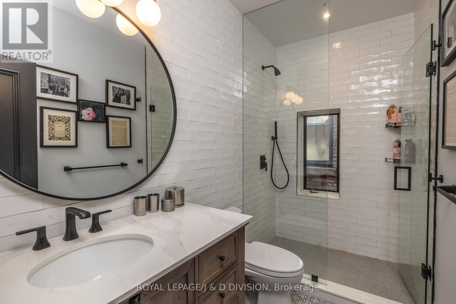 40 Bernard Avenue, Toronto, Ontario  M5R 1R2 - Photo 31 - C12435486