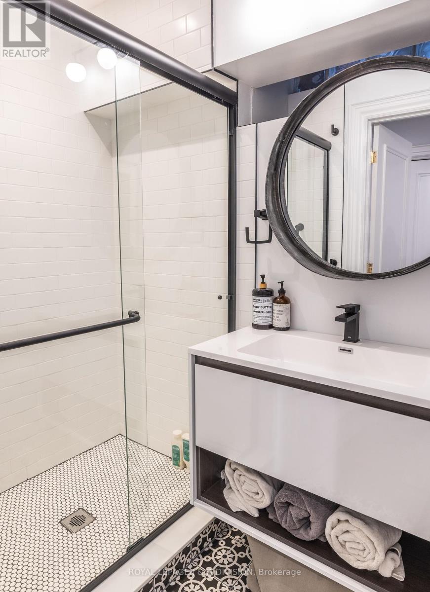 40 Bernard Avenue, Toronto, Ontario  M5R 1R2 - Photo 38 - C12435486
