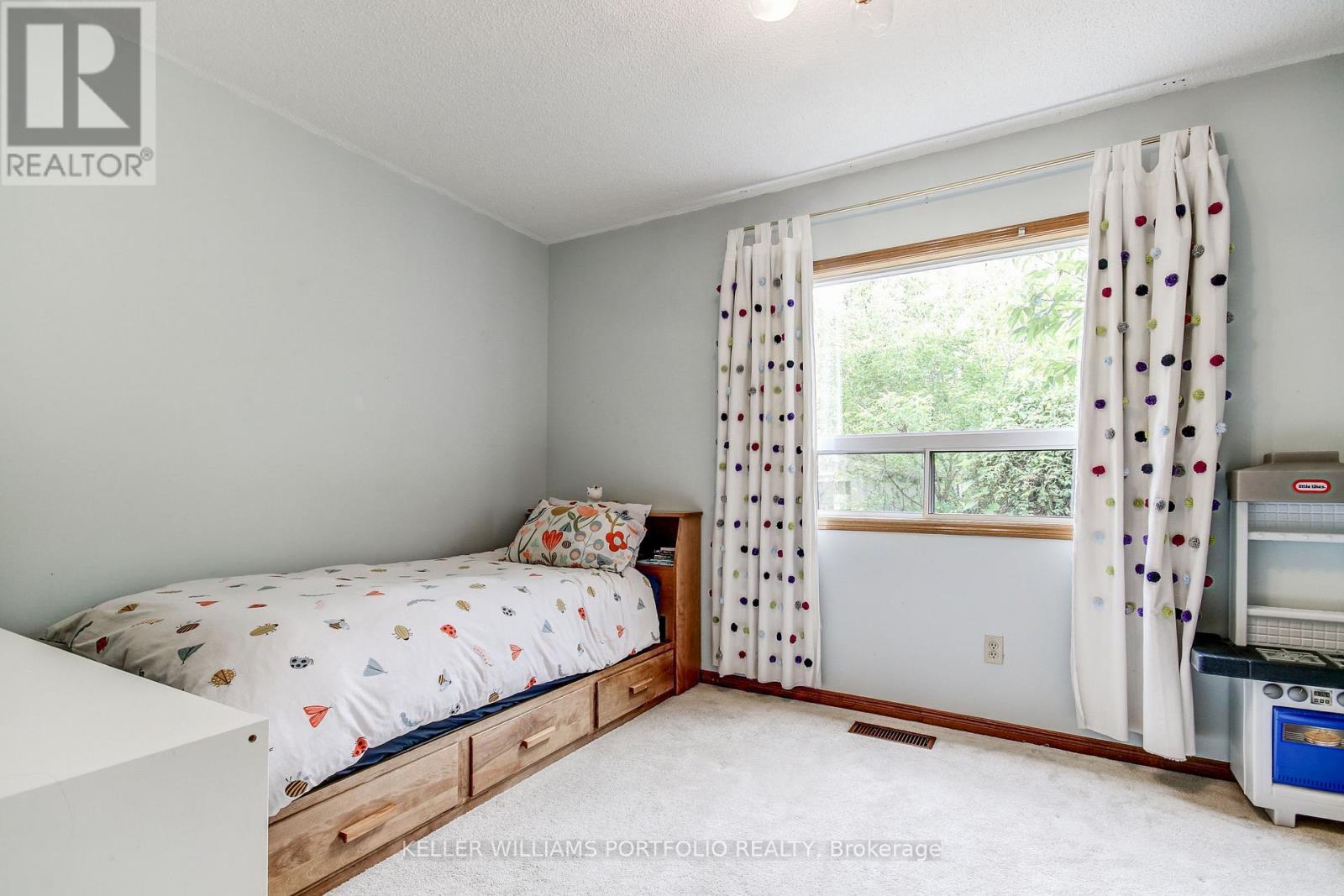 108 Clovelly Avenue, Toronto, Ontario  M6E 2E6 - Photo 13 - C12435490