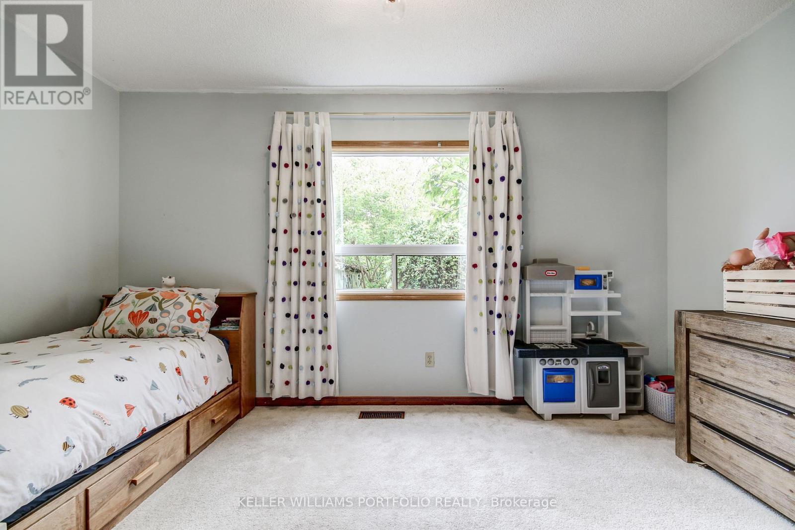108 Clovelly Avenue, Toronto, Ontario  M6E 2E6 - Photo 14 - C12435490