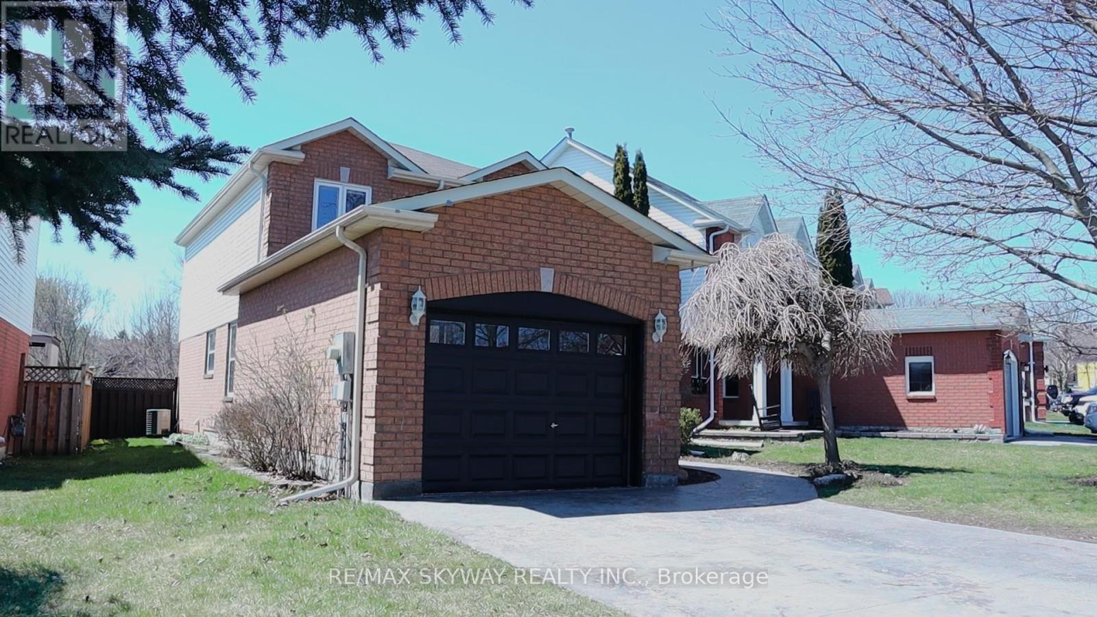 10 Elephant Hill Drive, Clarington, Ontario  L1C 4M5 - Photo 1 - E12435428