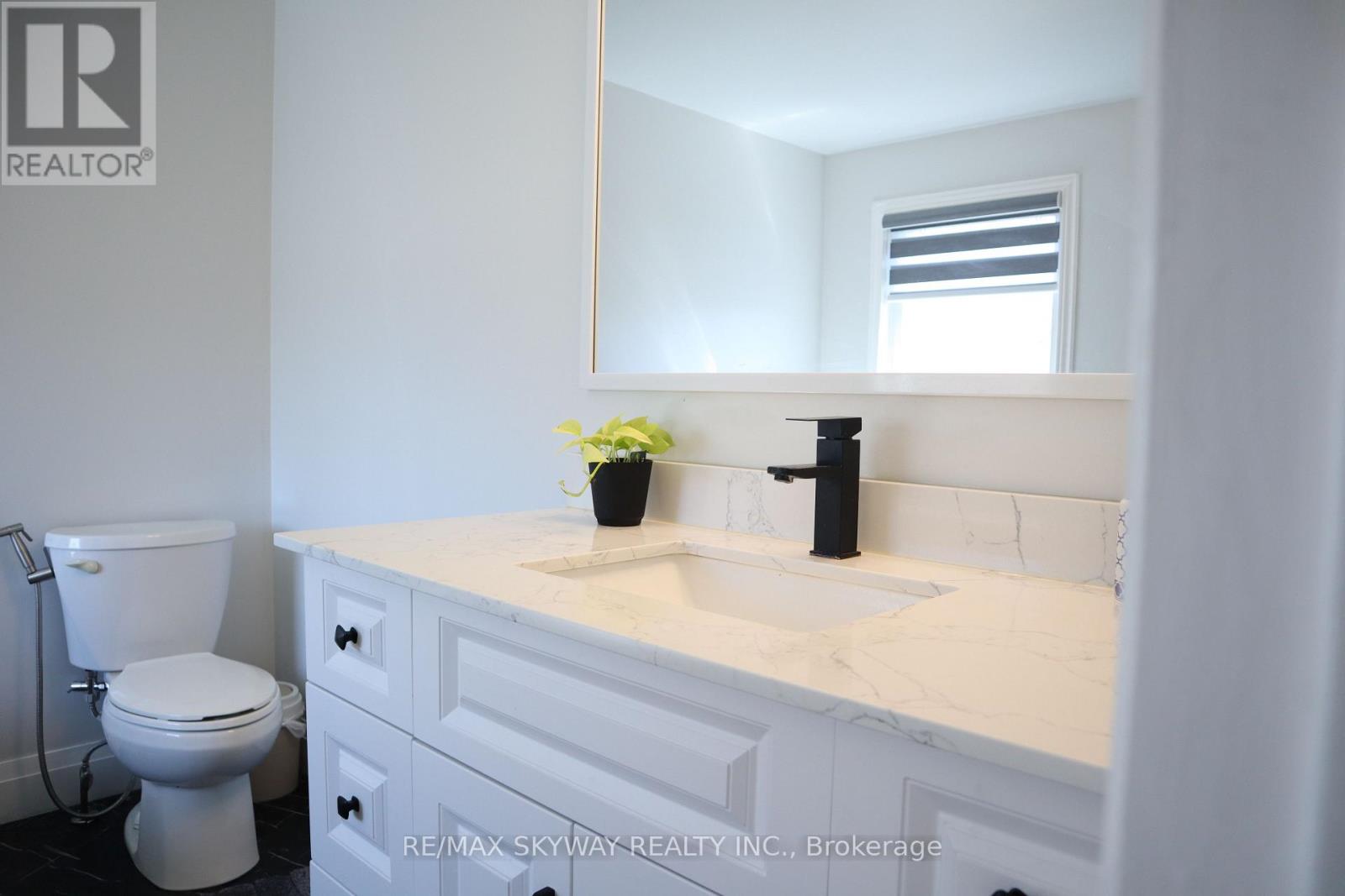 10 Elephant Hill Drive, Clarington, Ontario  L1C 4M5 - Photo 16 - E12435428