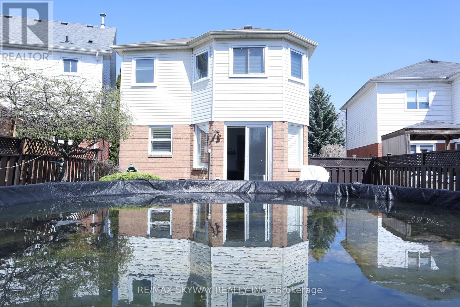 10 Elephant Hill Drive, Clarington, Ontario  L1C 4M5 - Photo 32 - E12435428