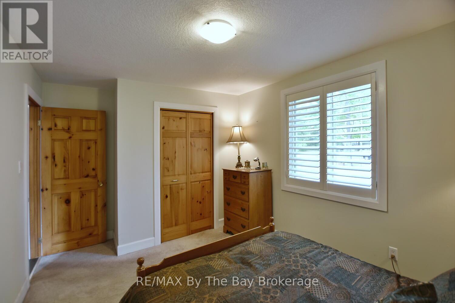 185 Oxbow Park Drive, Wasaga Beach, Ontario  L9Z 2V7 - Photo 29 - S12435508