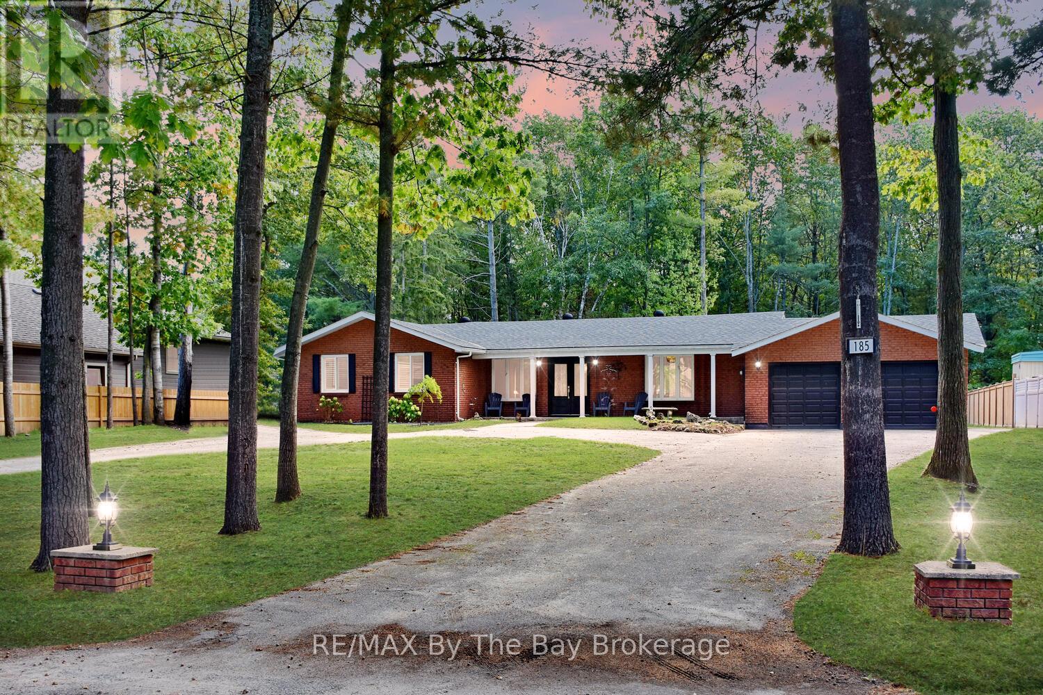 185 Oxbow Park Drive, Wasaga Beach, Ontario  L9Z 2V7 - Photo 49 - S12435508