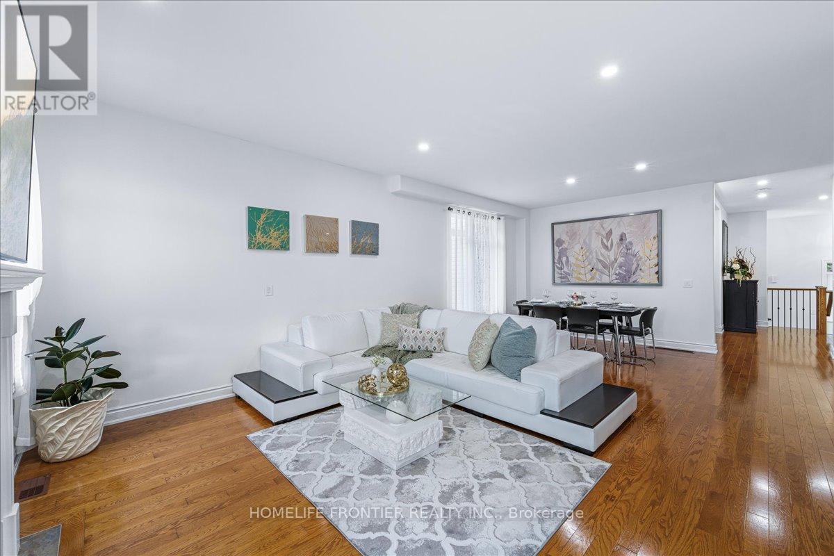 1664 Moyer Avenue, Innisfil, Ontario  L9S 1S8 - Photo 11 - N12435425