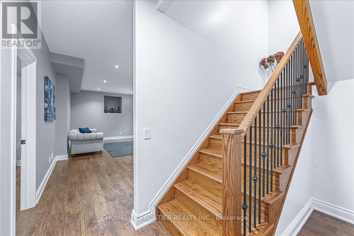 1664 Moyer Avenue, Innisfil, Ontario  L9S 1S8 - Photo 27 - N12435425