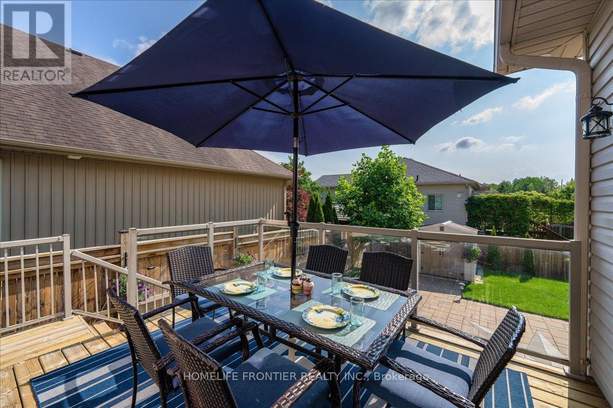 1664 Moyer Avenue, Innisfil, Ontario  L9S 1S8 - Photo 35 - N12435425