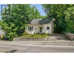19043 CENTRE STREET, East Gwillimbury, Ontario