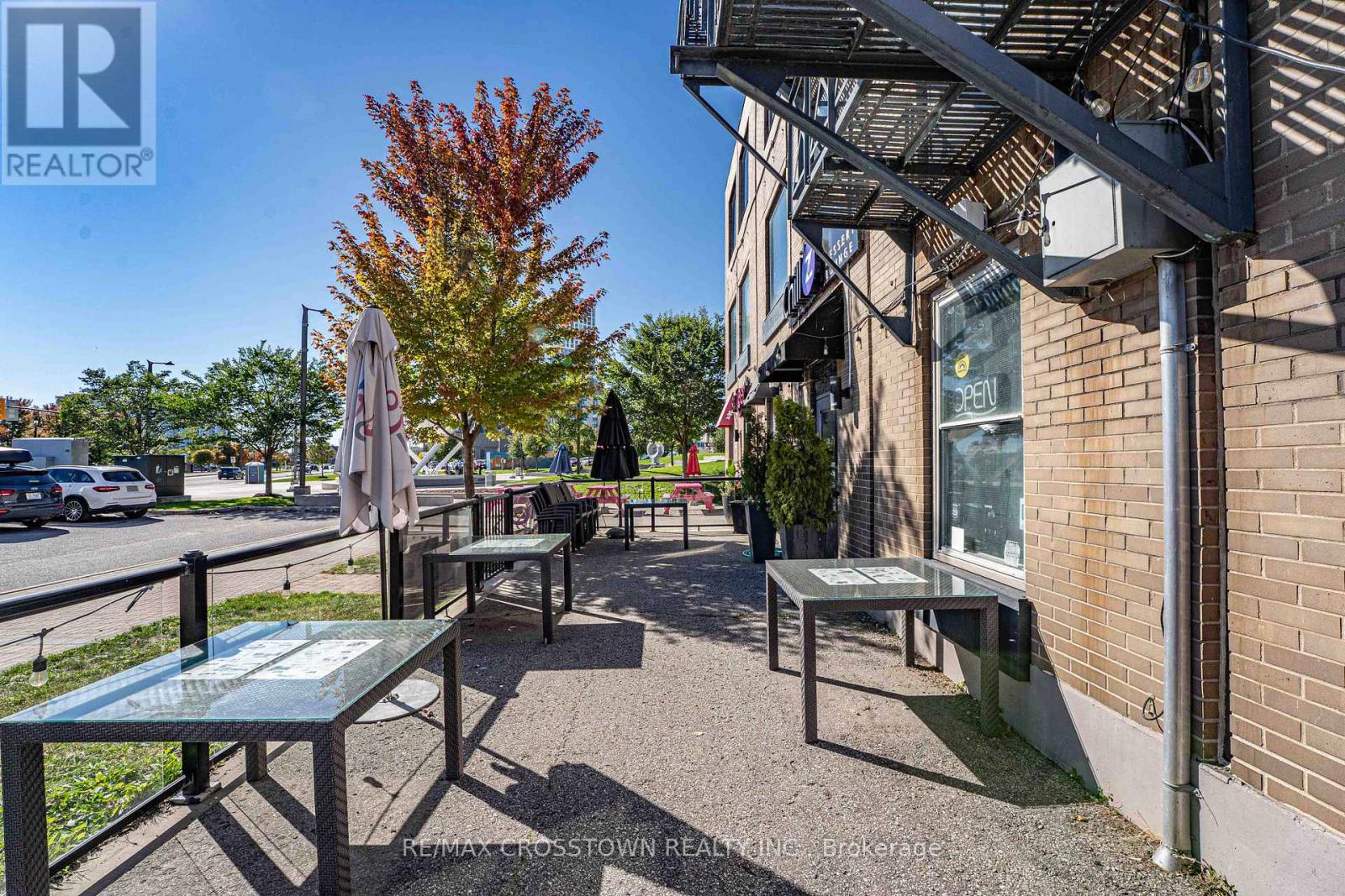 Unit 102 - 89 Dunlop Street E, Barrie, Ontario  L4M 1A7 - Photo 3 - S12435407
