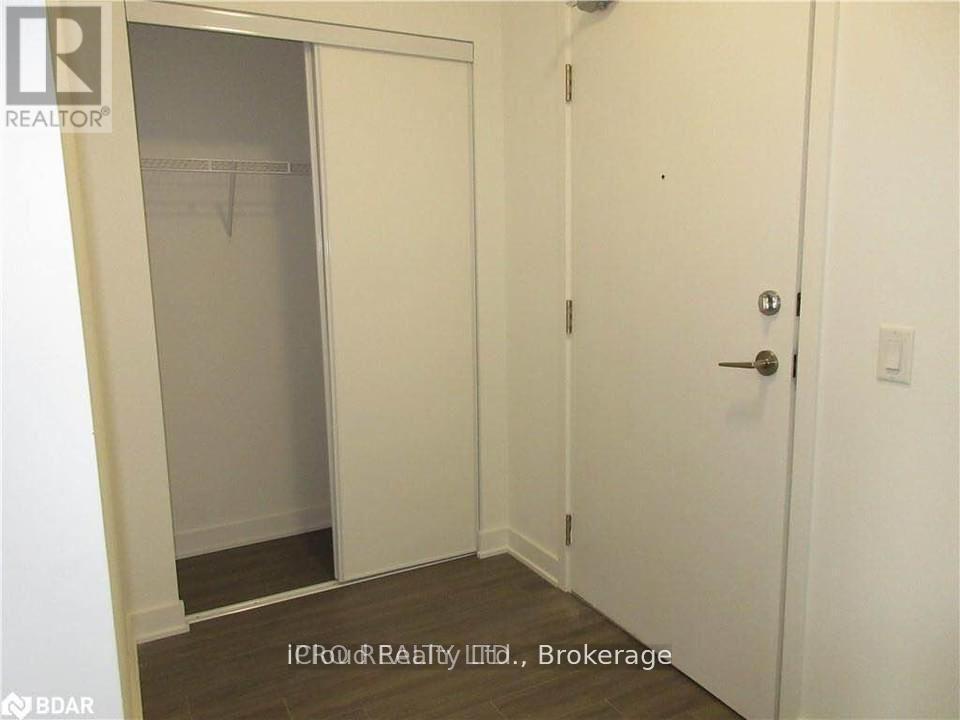 103 - 681 Yonge Street, Barrie, Ontario  L9J 0K1 - Photo 2 - S12435472