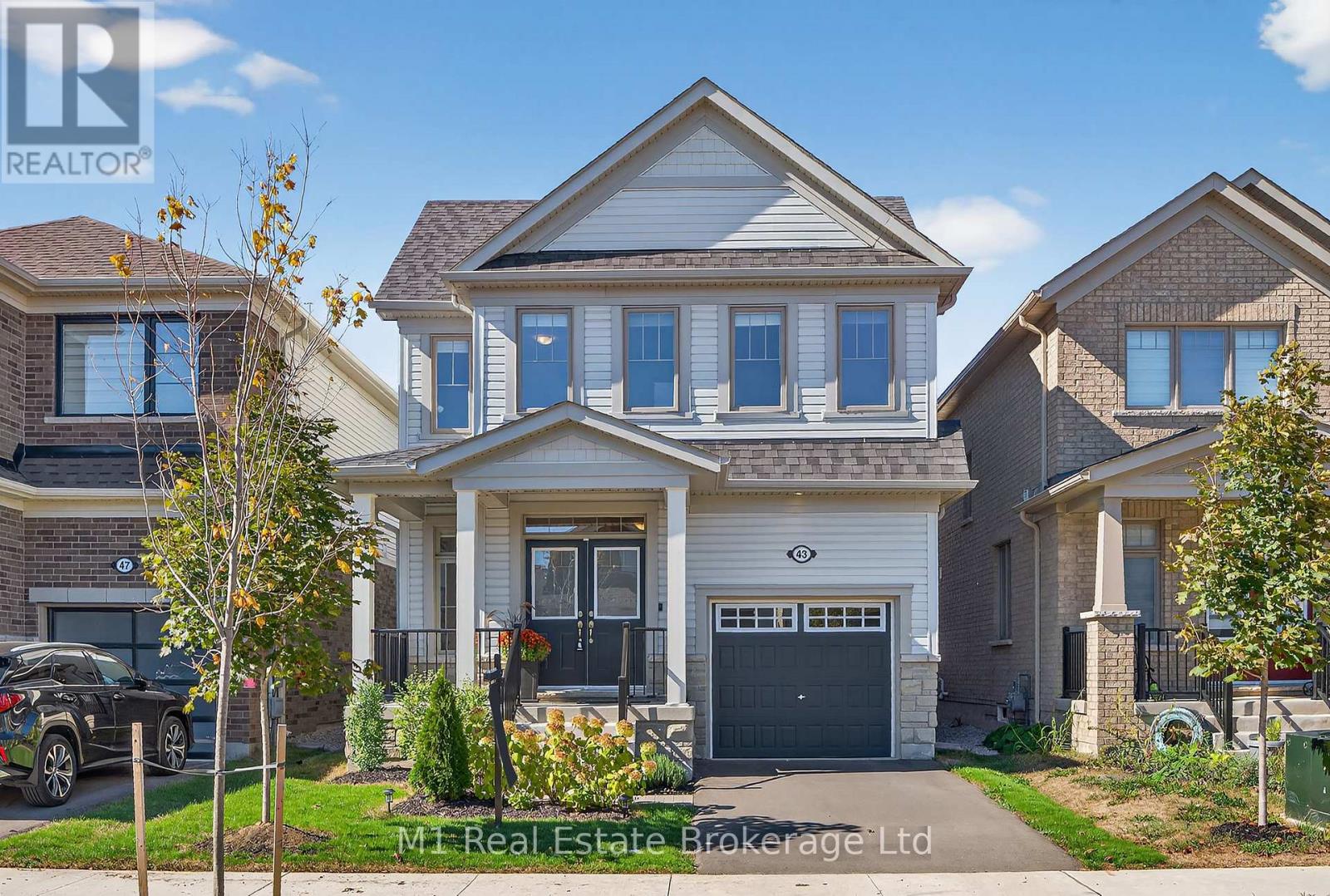 43 HARPIN WAY W, Centre Wellington, Ontario