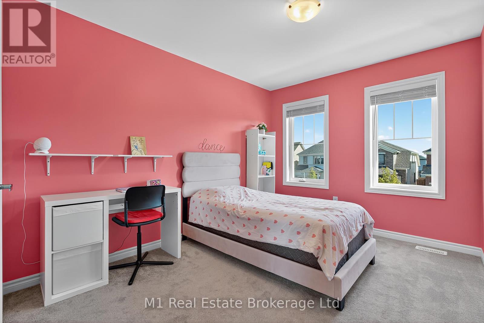 43 Harpin Way W, Centre Wellington, Ontario  N1M 0H7 - Photo 31 - X12435505
