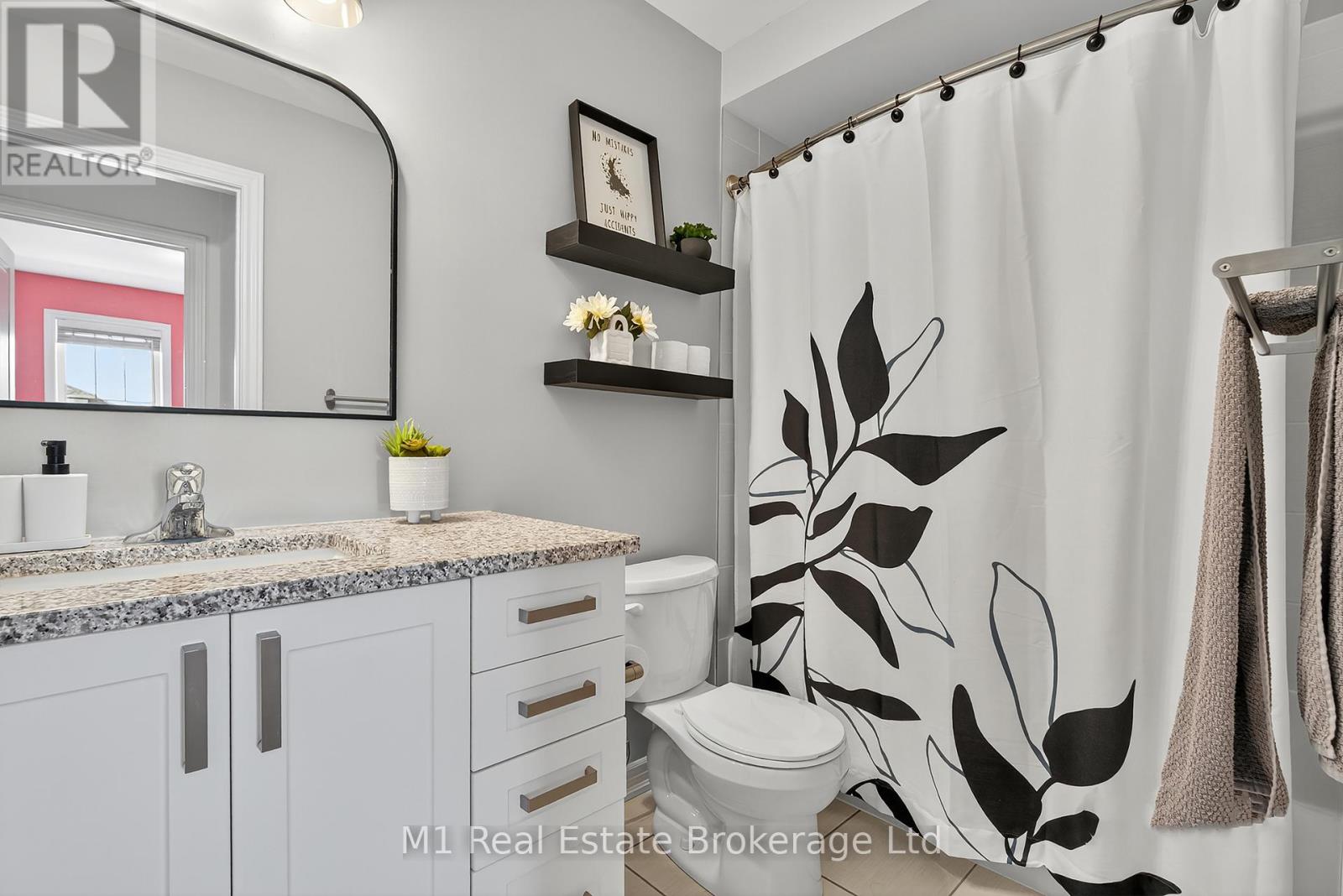 43 Harpin Way W, Centre Wellington, Ontario  N1M 0H7 - Photo 33 - X12435505