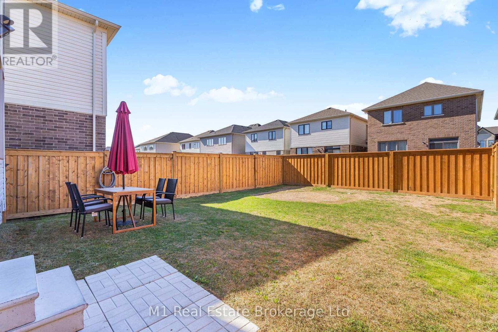 43 Harpin Way W, Centre Wellington, Ontario  N1M 0H7 - Photo 34 - X12435505