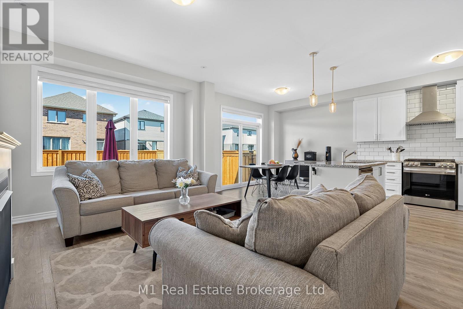 43 Harpin Way W, Centre Wellington, Ontario  N1M 0H7 - Photo 6 - X12435505