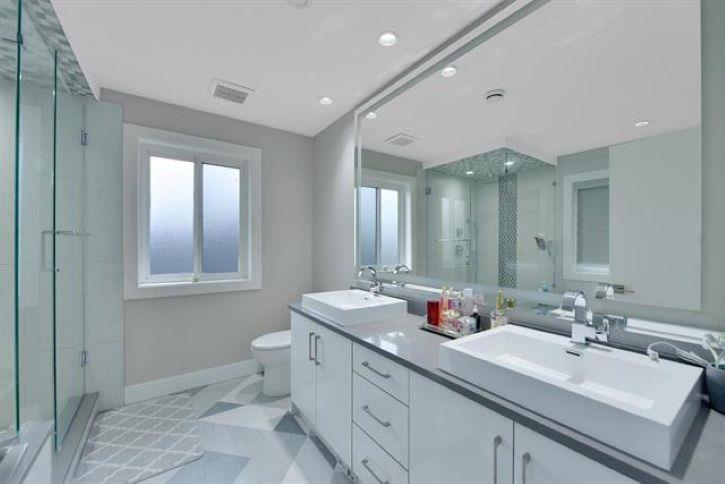 10266 126 Street, Surrey, British Columbia  V3V 5E7 - Photo 3 - R3048200