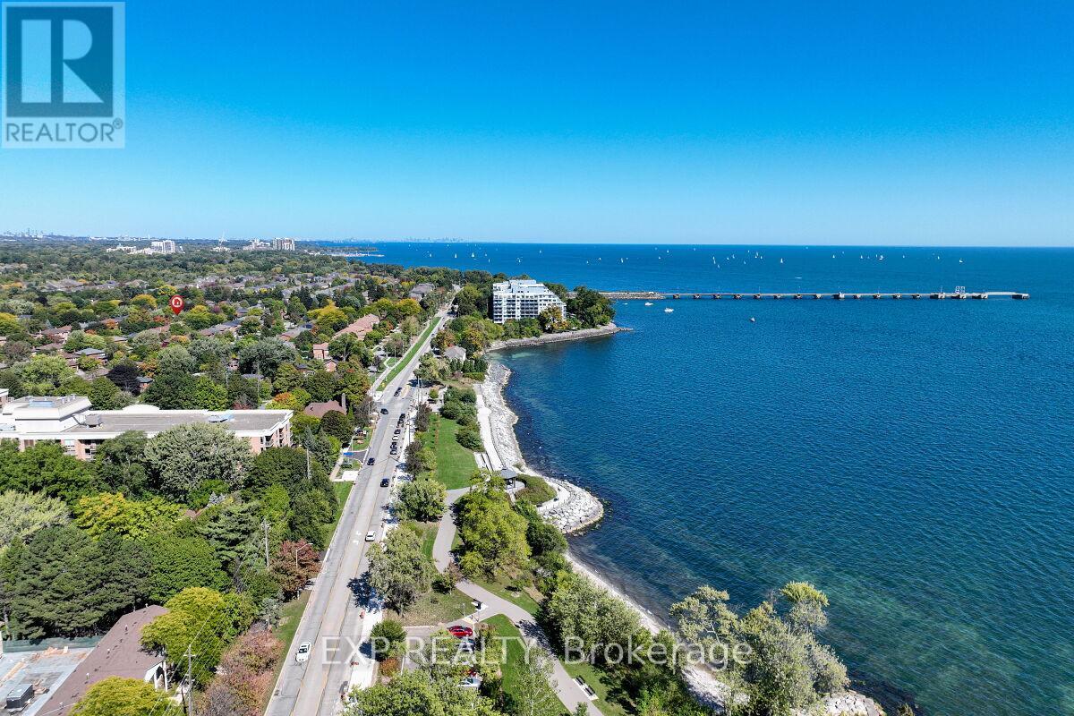 105 Warner Drive, Oakville, Ontario  L6L 6G5 - Photo 39 - W12435408