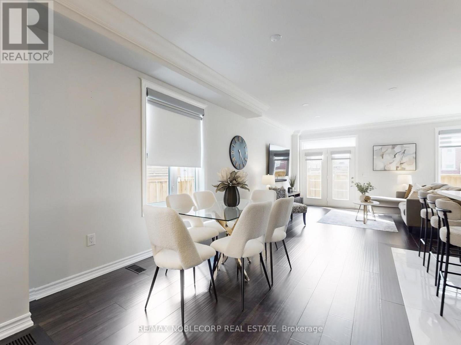 593 Settlers Road W, Oakville, Ontario  L6M 4K6 - Photo 10 - W12435464