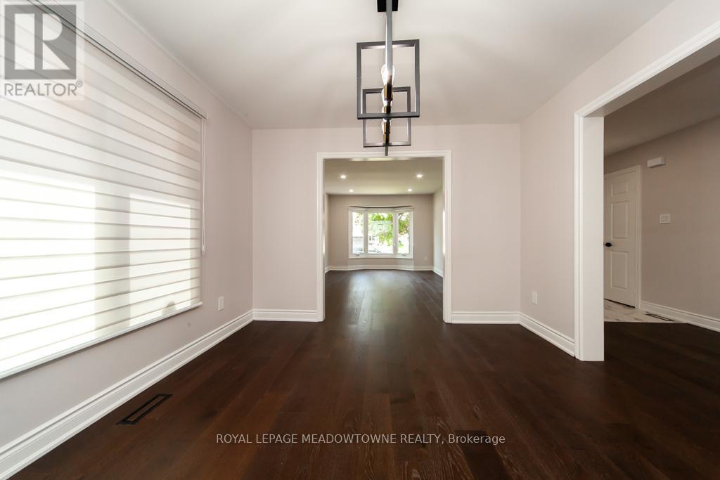 328 Bristol Road W, Mississauga, Ontario  L5R 2J7 - Photo 10 - W12435484