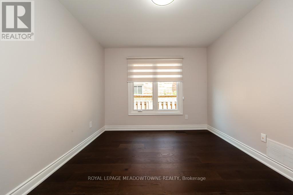 328 Bristol Road W, Mississauga, Ontario  L5R 2J7 - Photo 19 - W12435484