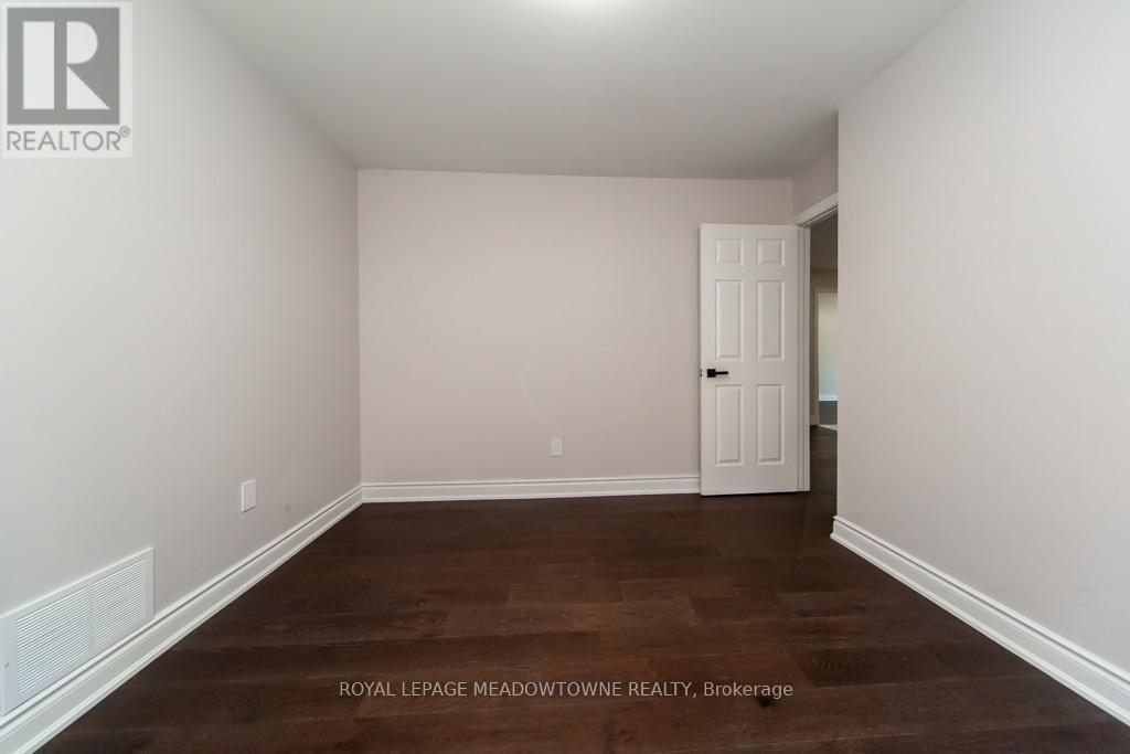328 Bristol Road W, Mississauga, Ontario  L5R 2J7 - Photo 20 - W12435484
