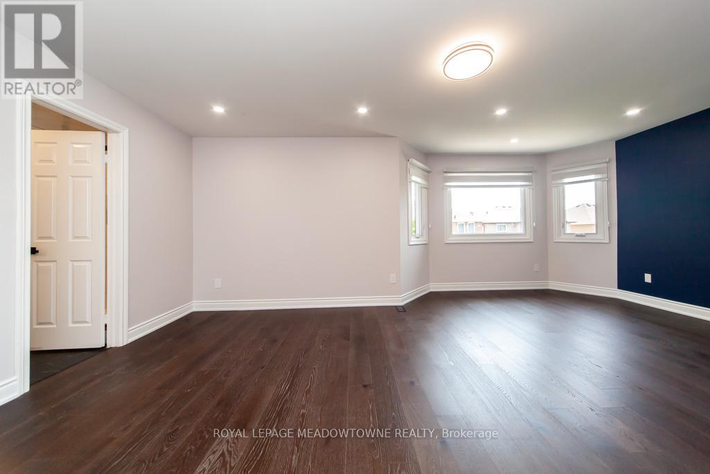 328 Bristol Road W, Mississauga, Ontario  L5R 2J7 - Photo 24 - W12435484