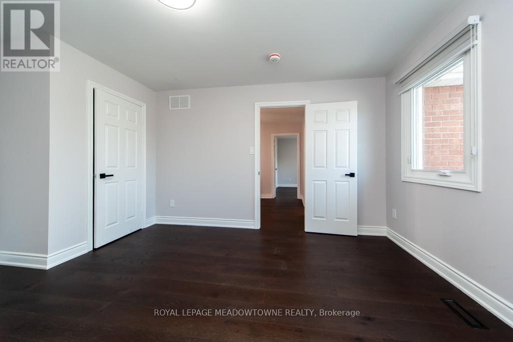 328 Bristol Road W, Mississauga, Ontario  L5R 2J7 - Photo 31 - W12435484