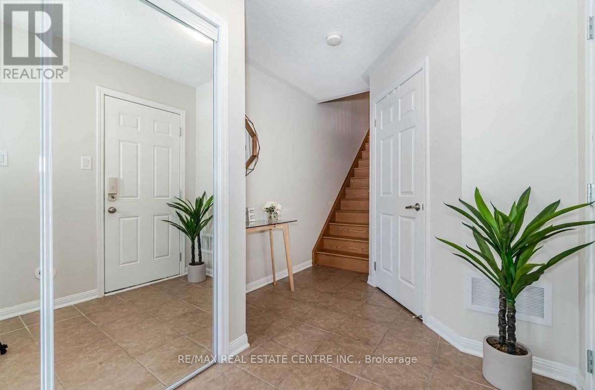 271 WOODLEY CRESCENT S, Milton, Ontario