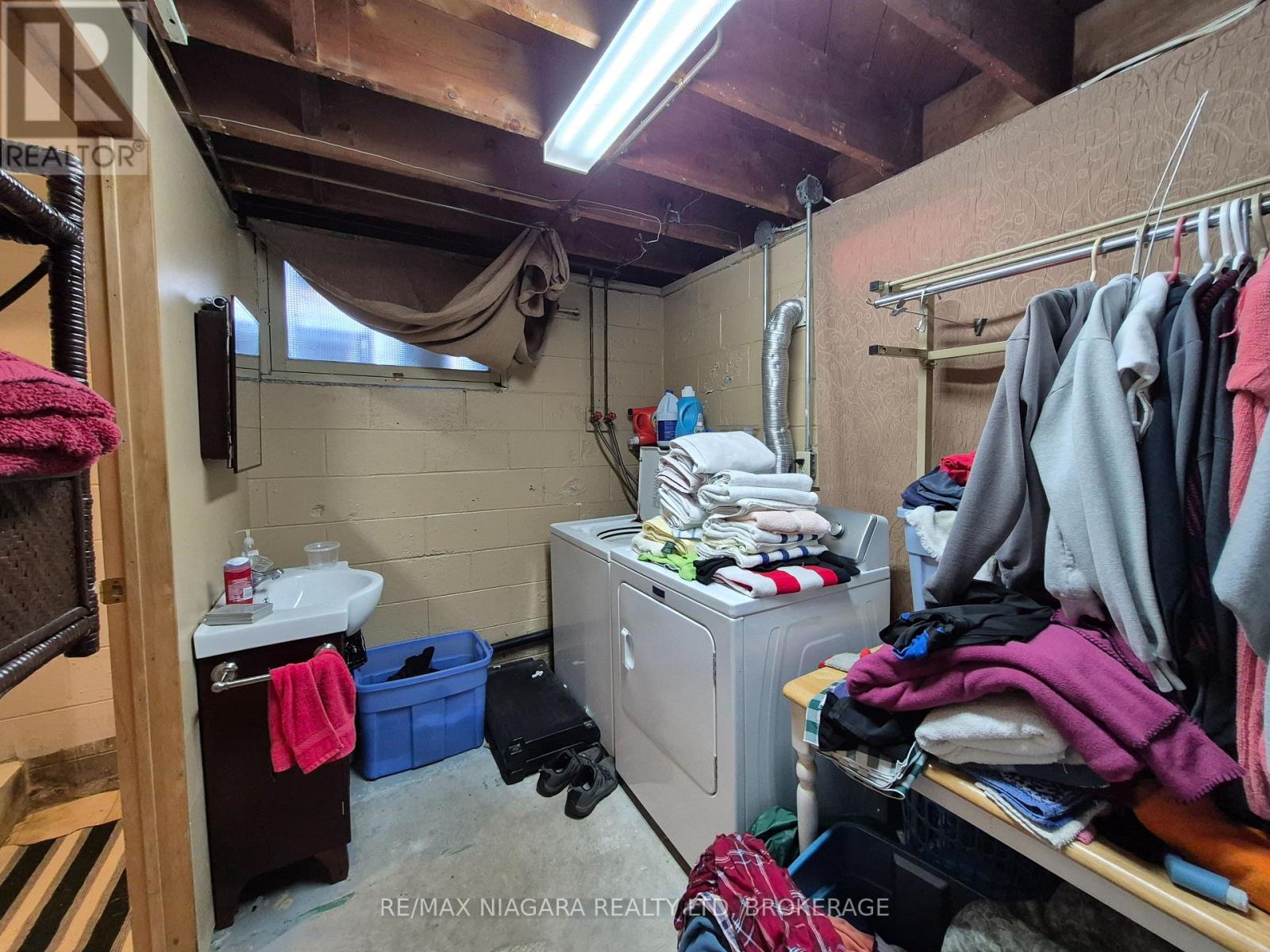 5711 Kitchener Street, Niagara Falls (Hospital), Ontario  L2G 1B9 - Photo 13 - X12435509