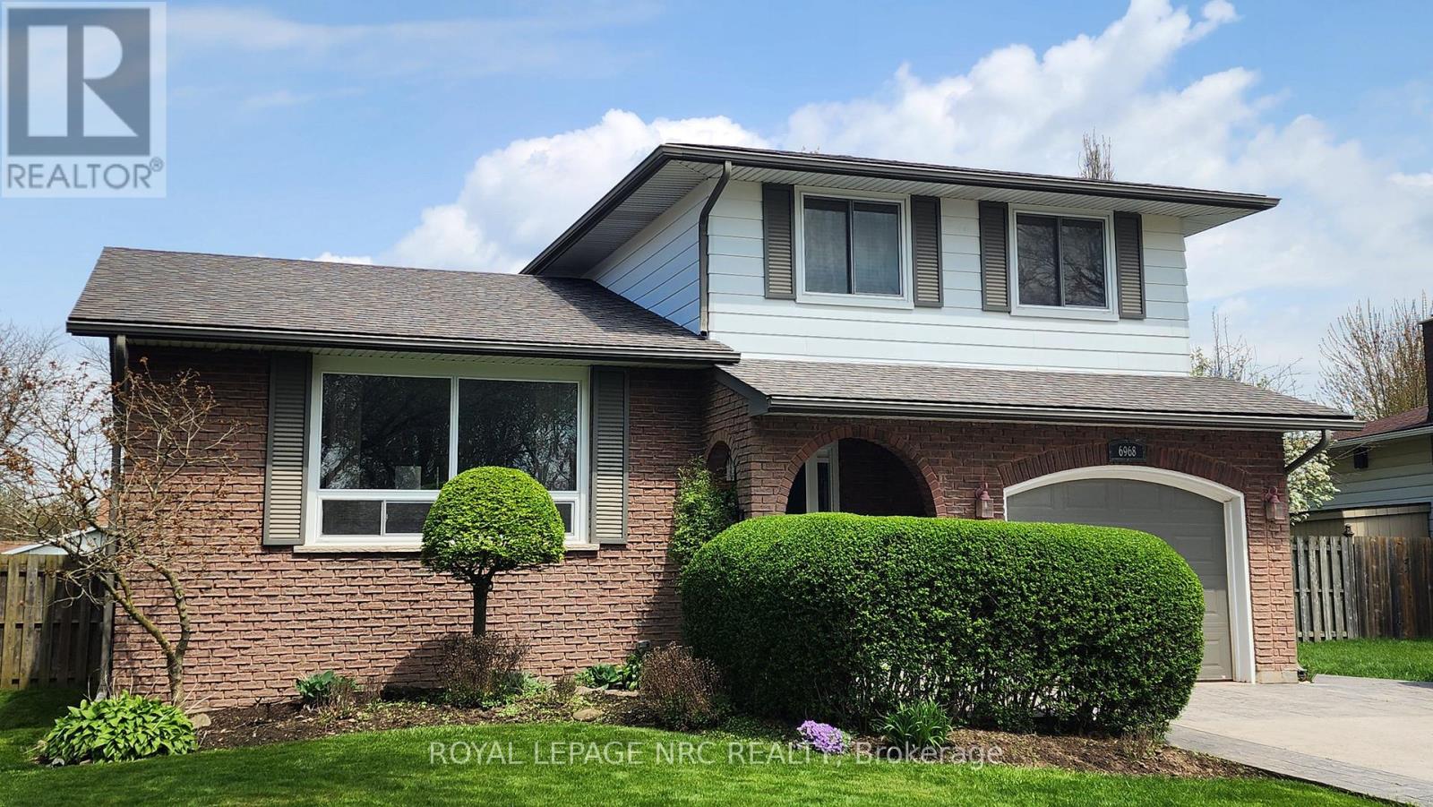 6968 Brian Crescent, Niagara Falls (Casey), Ontario  L2J 3P3 - Photo 1 - X12435533