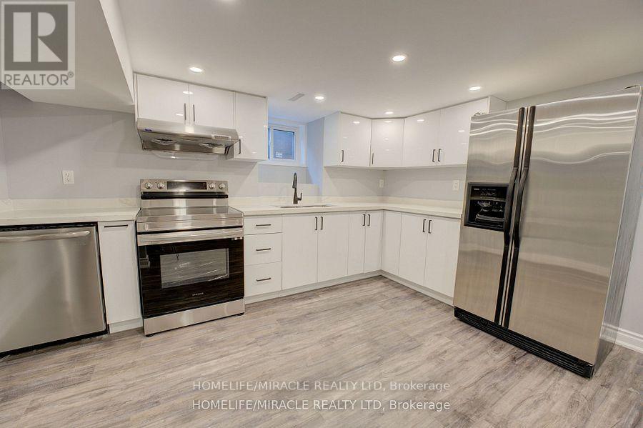 85 Silverstone Drive, Toronto, Ontario  M9V 3G4 - Photo 8 - W12261175